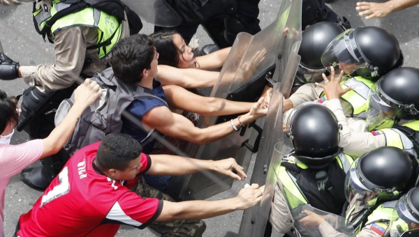 Venezuela | «Quieren promover la imagen de un Estado fallido»