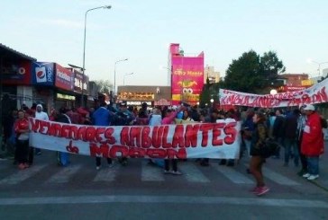 Morón | Vendedores ambulantes protestan por su trabajo