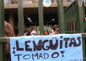 Los estudiantes se expresan en la Gráfica