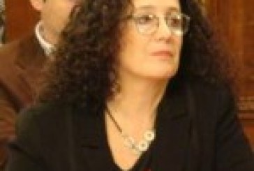 María Elena Naddeo denuncia a la policía metropolitana.