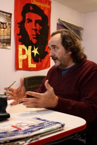8N: «El mayor riesgo es regalar la calle»