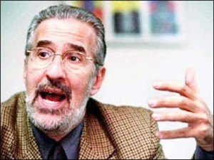 Atilio Borón: “no creo que esto lleve a una Tercera Guerra Mundial”