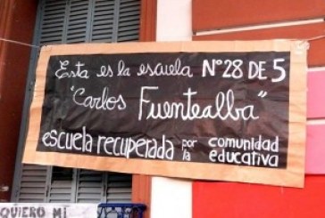 Escuela Recuperada Carlos Fuentealba: “Lo homenajeamos así”