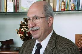 Edgardo Form: “Hay que dignificar la tarea y darles derechos”.