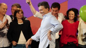 Macri-bailando