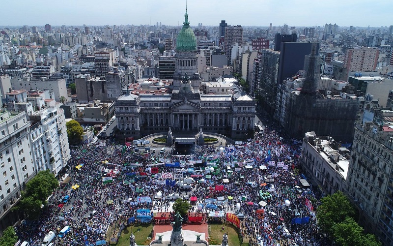 Argentina | La oscuridad sobre el horizonte cercano