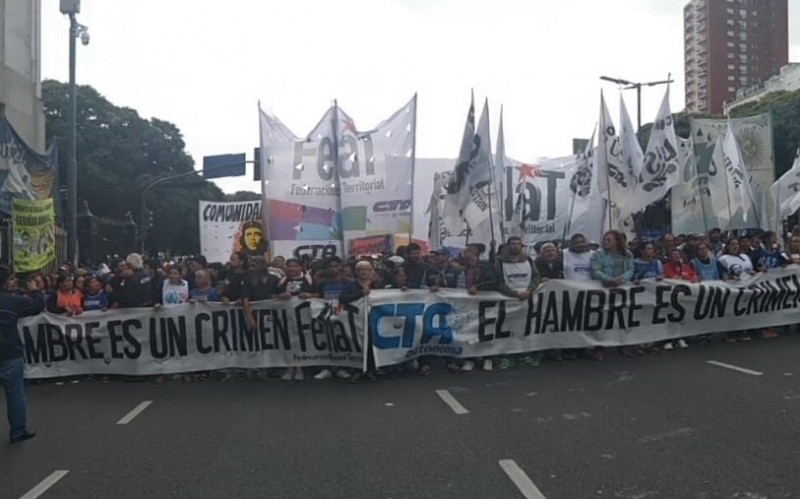 Jornada de Lucha | La CTA Autónoma marchó por trabajo y contra el ajuste